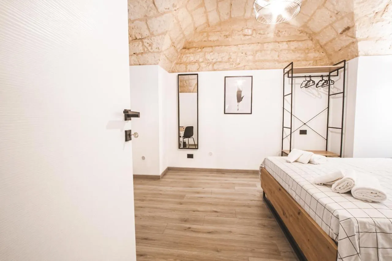 Sanavar Apartment Bari Włochy